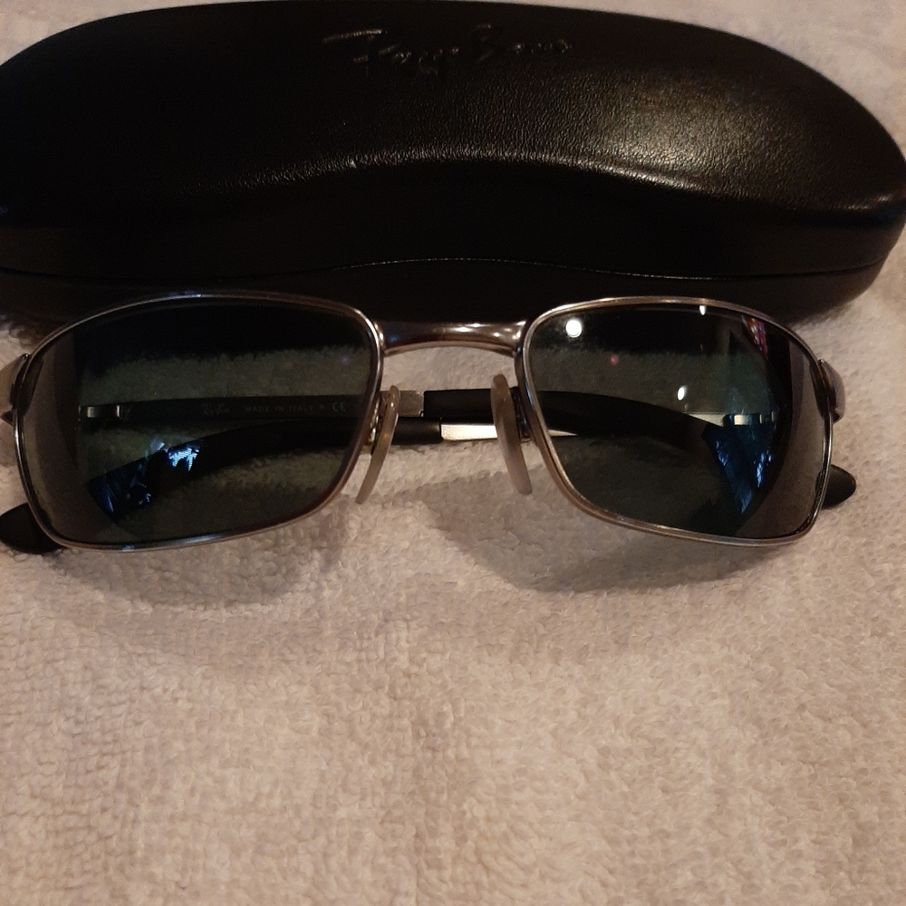 Authentic RayBan Italy 58[]18 RB3190 005/40